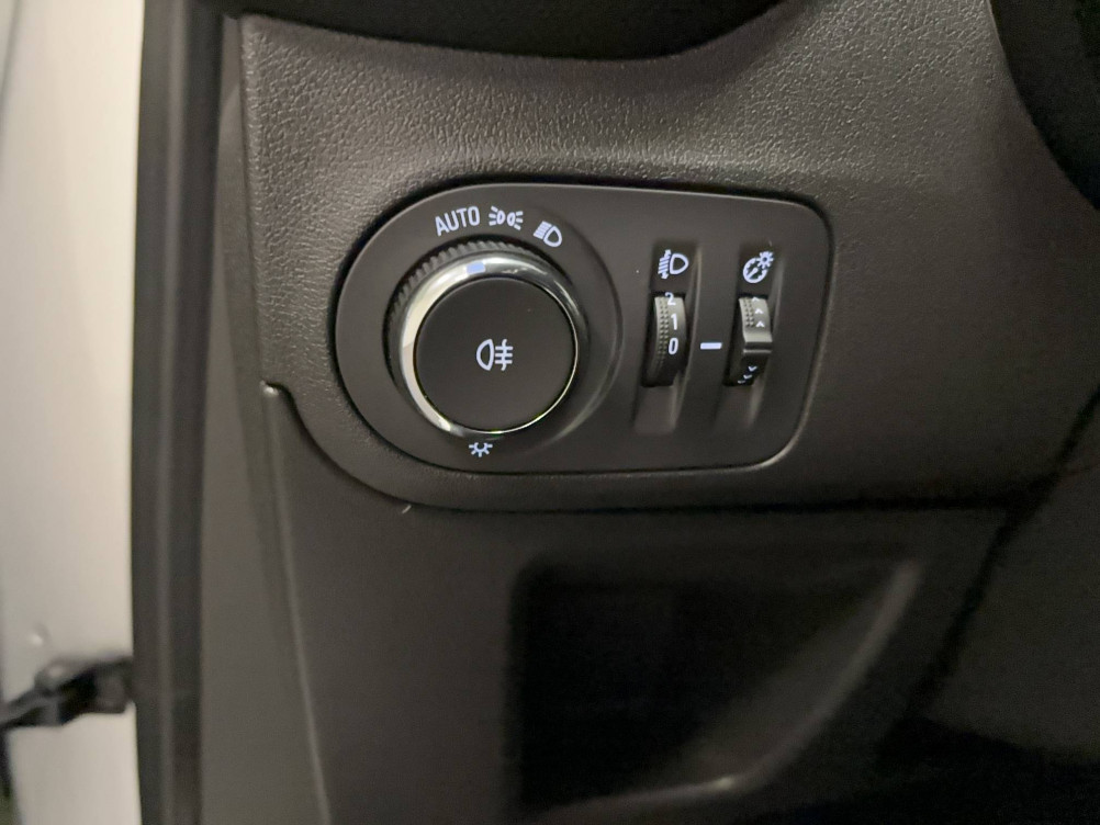 Acheter Opel Crossland Crossland 1.2 Turbo 110 ch BVM6 Elegance Business 5p occasion dans les concessions du Groupe Faurie