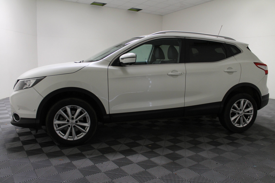 Acheter Nissan Qashqai Qashqai 1.2 DIG-T 115 Stop/Start Tekna Xtronic A 5p occasion dans les concessions du Groupe Faurie