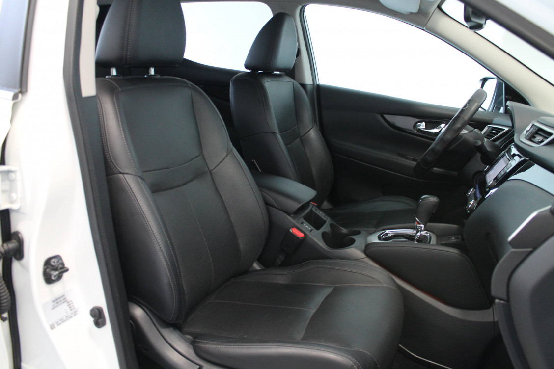 Acheter Nissan Qashqai Qashqai 1.2 DIG-T 115 Stop/Start Tekna Xtronic A 5p occasion dans les concessions du Groupe Faurie