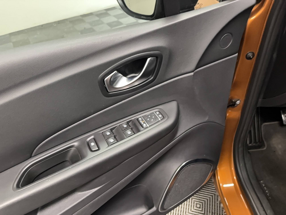 Acheter Renault Captur Captur TCe 130 FAP Intens 5p occasion dans les concessions du Groupe Faurie