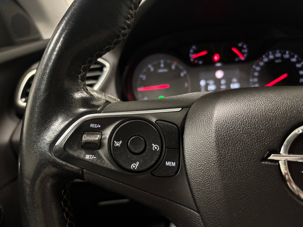 Acheter Opel Grandland X Grandland X 1.5 Diesel 130 ch Design & Tech 5p occasion dans les concessions du Groupe Faurie