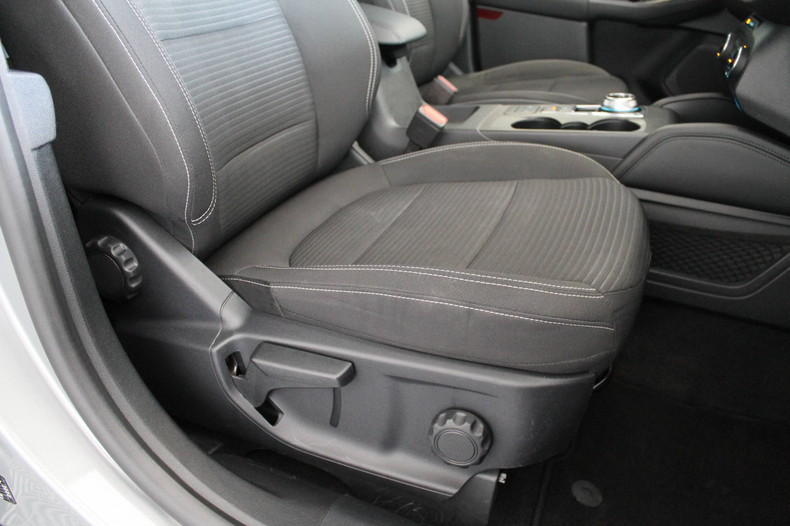 Acheter Ford Kuga Kuga 2.5 Duratec 190 ch FlexiFuel FHEV E85 Powershift Titanium 5p occasion dans les concessions du Groupe Faurie