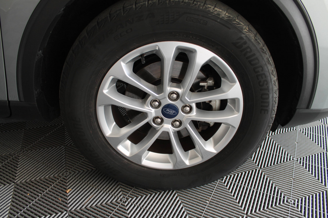 Acheter Ford Kuga Kuga 2.5 Duratec 190 ch FlexiFuel FHEV E85 Powershift Titanium 5p occasion dans les concessions du Groupe Faurie