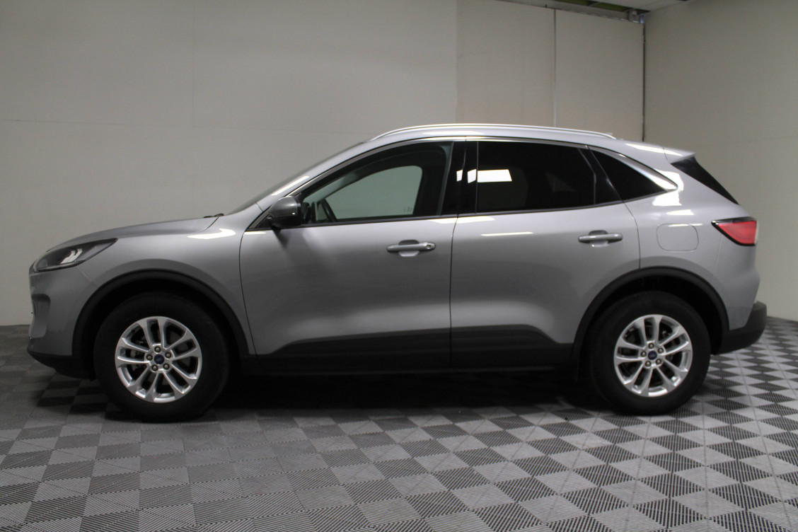 Acheter Ford Kuga Kuga 2.5 Duratec 190 ch FlexiFuel FHEV E85 Powershift Titanium 5p occasion dans les concessions du Groupe Faurie