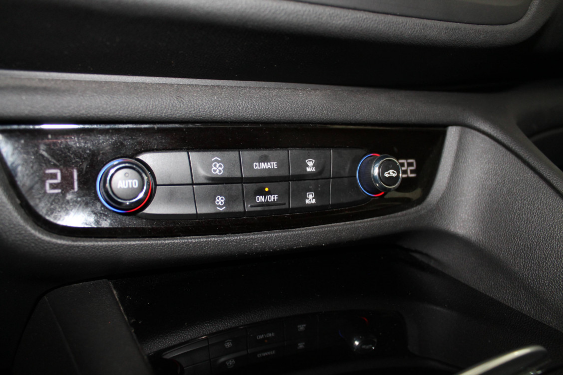 Acheter Opel Insignia Insignia Grand Sport 1.6 Diesel 136 ch Edition Business 5p occasion dans les concessions du Groupe Faurie