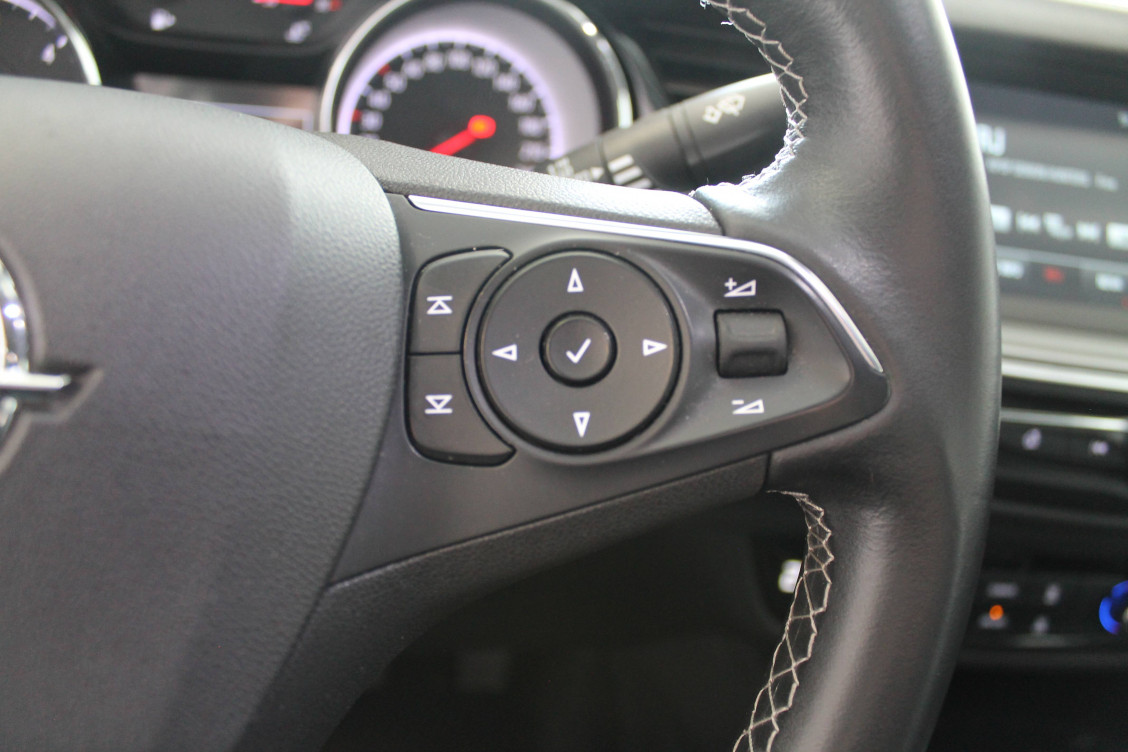 Acheter Opel Insignia Insignia Grand Sport 1.6 Diesel 136 ch Edition Business 5p occasion dans les concessions du Groupe Faurie