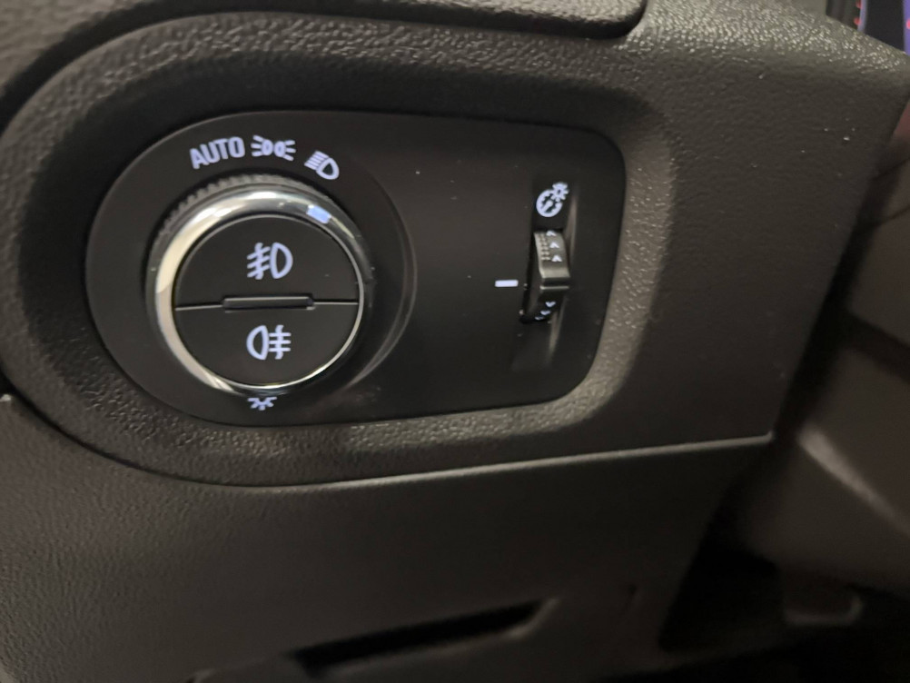 Acheter Opel Grandland X Grandland X 1.2 Turbo 130 ch Innovation Business 5p occasion dans les concessions du Groupe Faurie