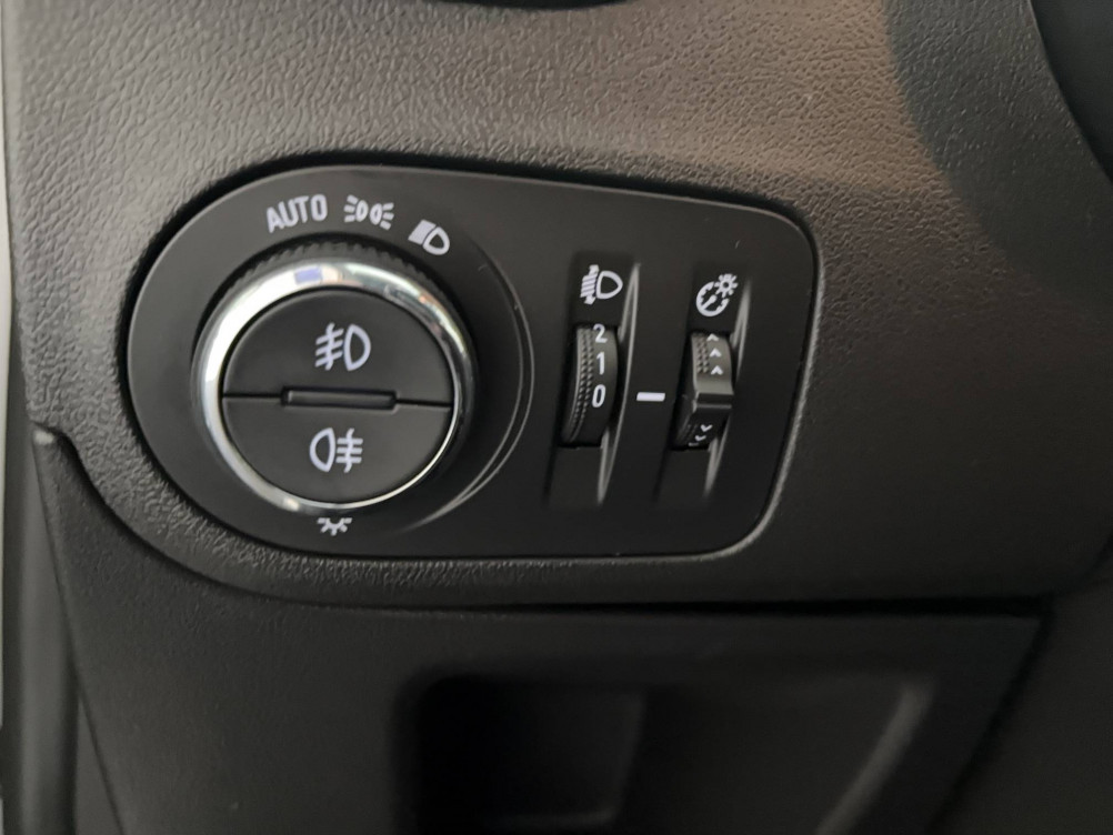 Acheter Opel Crossland X Crossland X 1.5 D 102 ch Design 120 ans 5p occasion dans les concessions du Groupe Faurie