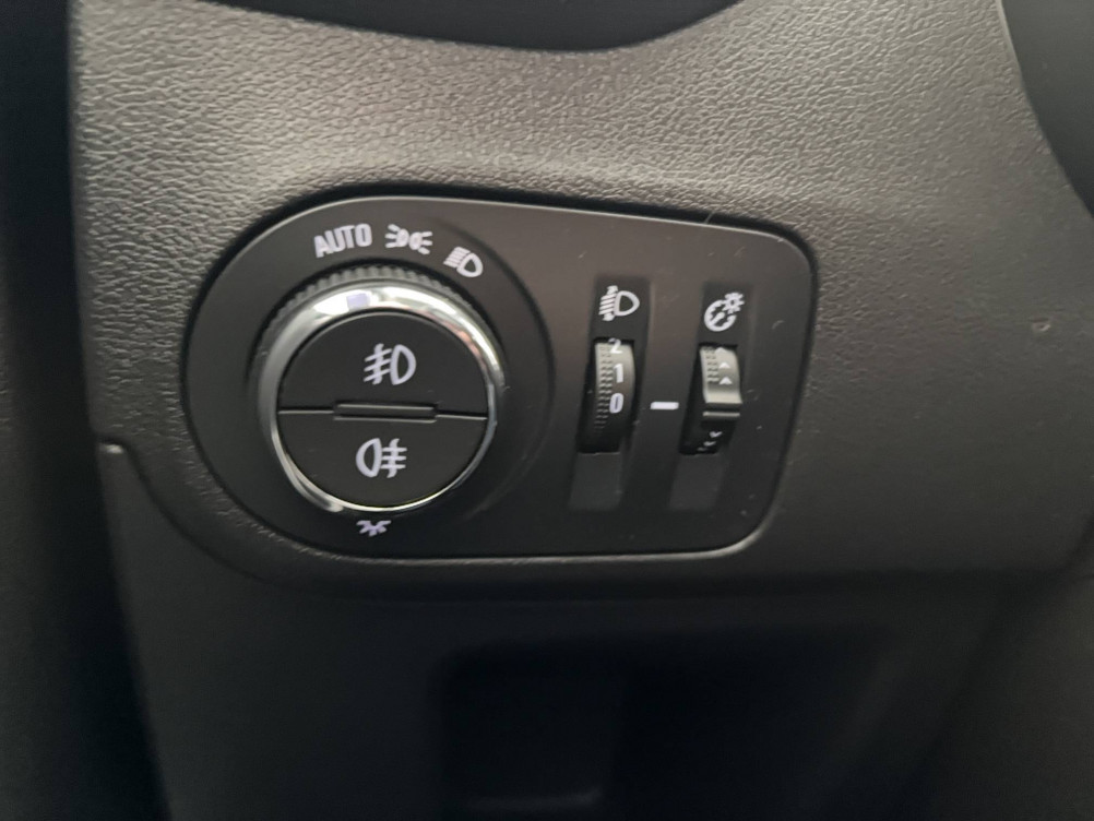 Acheter Opel Crossland X Crossland X 1.2 Turbo 130 ch BVA6 Opel 2020 5p occasion dans les concessions du Groupe Faurie