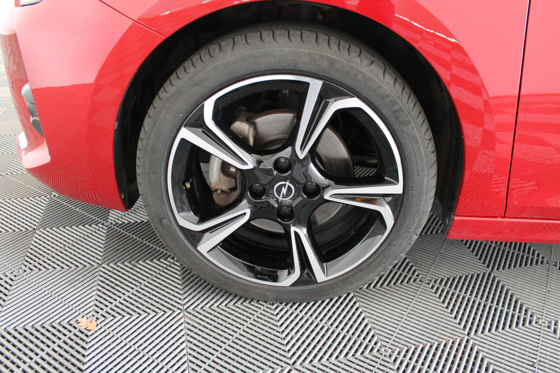 Acheter Opel Corsa Corsa 1.2 Turbo 100 ch BVA8 GS Line 5p occasion dans les concessions du Groupe Faurie