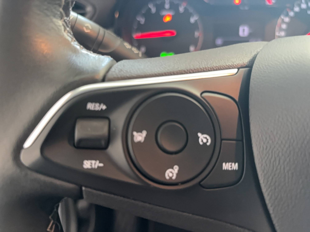 Acheter Opel Crossland X Crossland X 1.5 D 102 ch Design 120 ans 5p occasion dans les concessions du Groupe Faurie