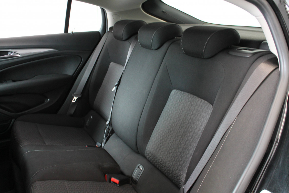 Acheter Opel Insignia Insignia Grand Sport 1.6 Diesel 136 ch Edition Business 5p occasion dans les concessions du Groupe Faurie