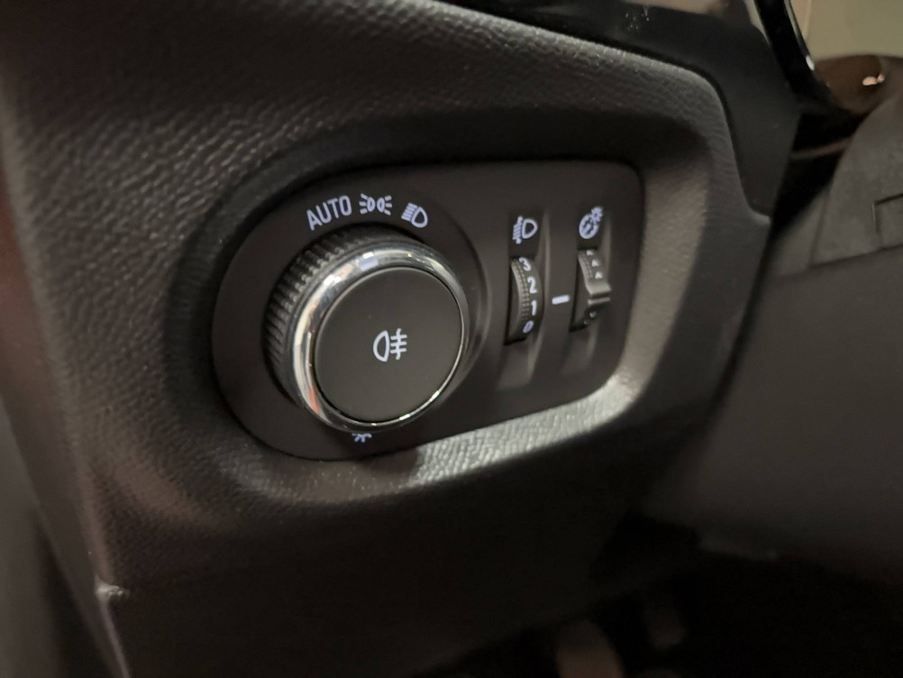 Acheter Opel Corsa Corsa 1.2 75 ch BVM5 Edition 5p occasion dans les concessions du Groupe Faurie