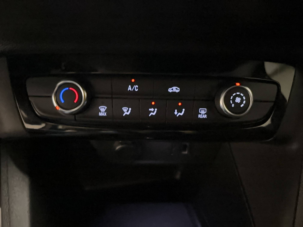 Acheter Opel Corsa Corsa 1.2 Turbo 100 ch BVM6 Elegance Business 5p occasion dans les concessions du Groupe Faurie