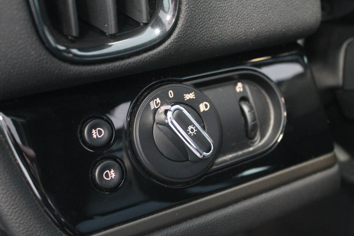 Acheter Mini Countryman F60 Countryman 136 - 88 ch ALL4 BVA6 Cooper SE Longstone 5p occasion dans les concessions du Groupe Faurie