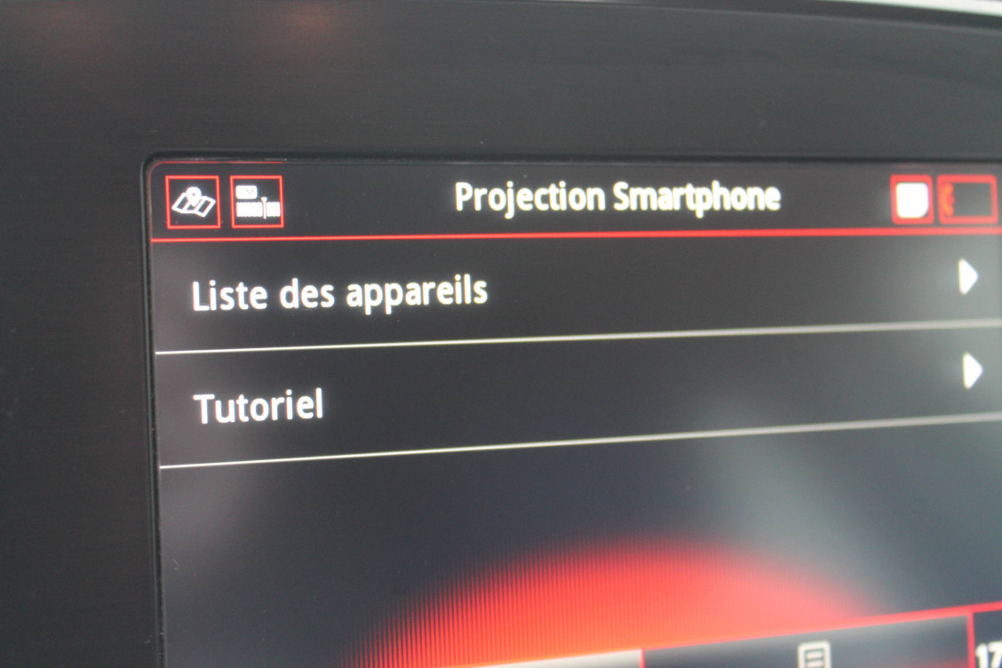 Acheter Renault Megane 4 Mégane IV Berline Blue dCi 115 Business 5p occasion dans les concessions du Groupe Faurie