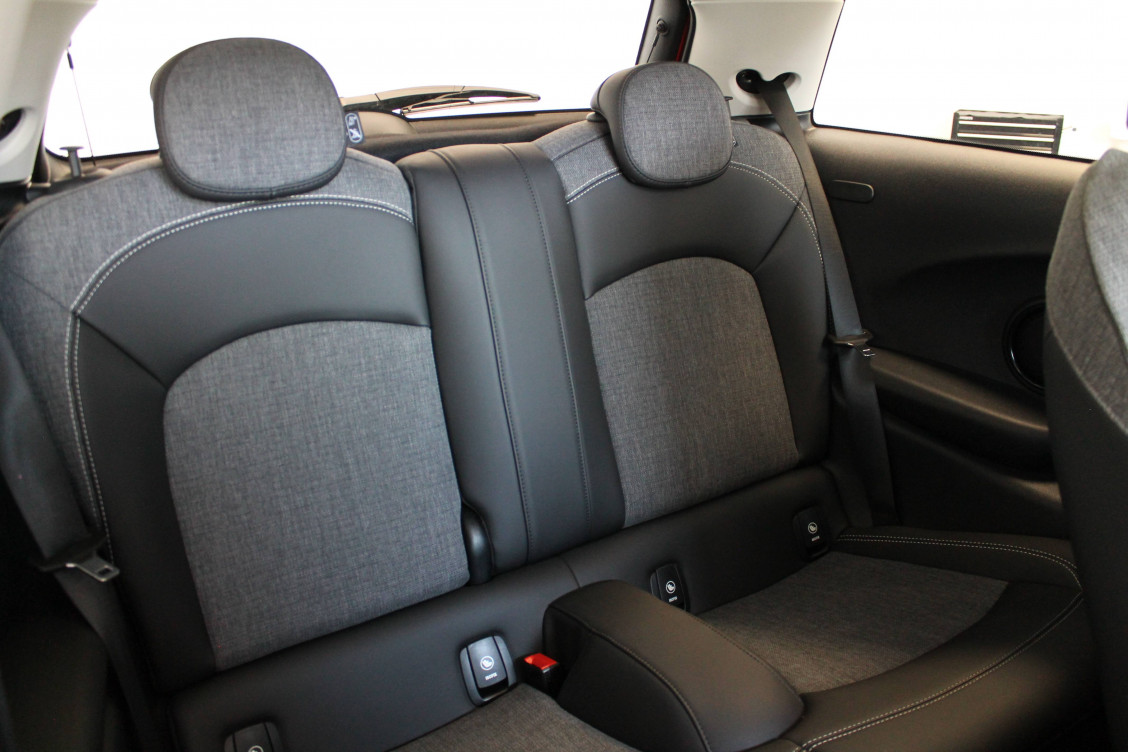 Acheter Mini Mini Hatch 3 Portes Cooper 136 ch Edition Greenwich 3p occasion dans les concessions du Groupe Faurie