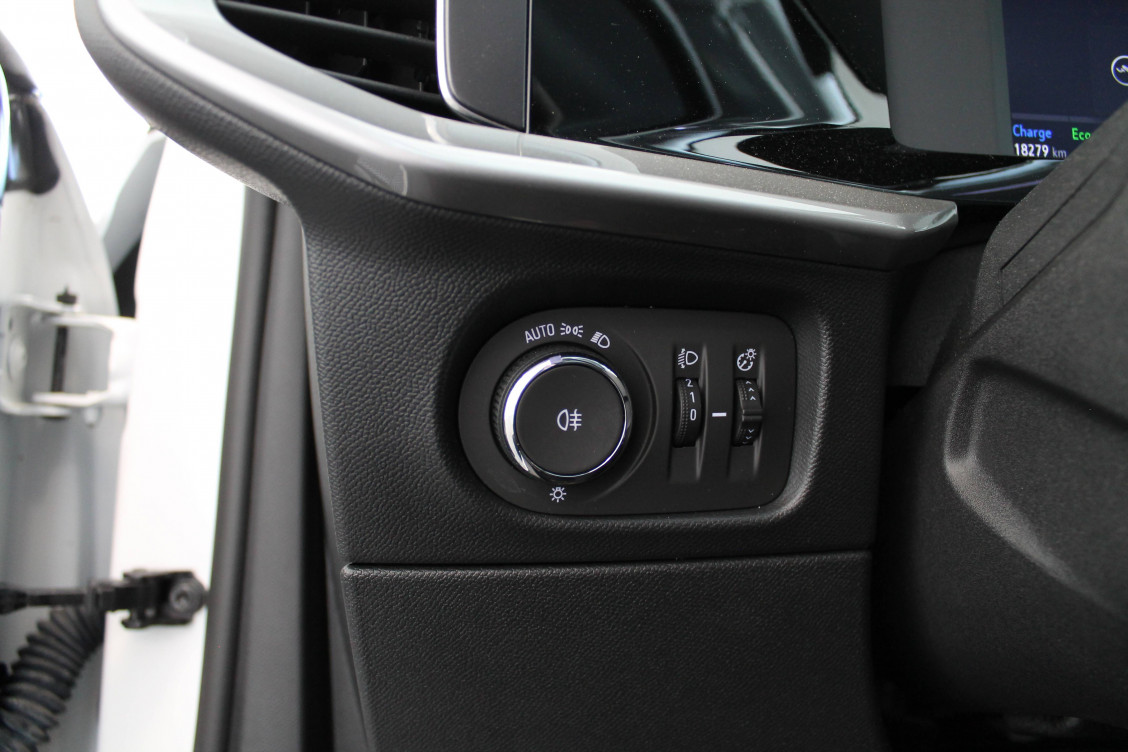 Acheter Opel Mokka Mokka Electrique 136 ch & Batterie 50 kWh Elegance 5p occasion dans les concessions du Groupe Faurie