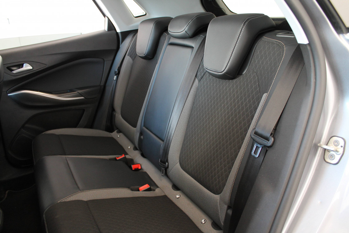 Acheter Opel Grandland Grandland Hybrid 225 ch BVA8 Elegance Business 5p occasion dans les concessions du Groupe Faurie