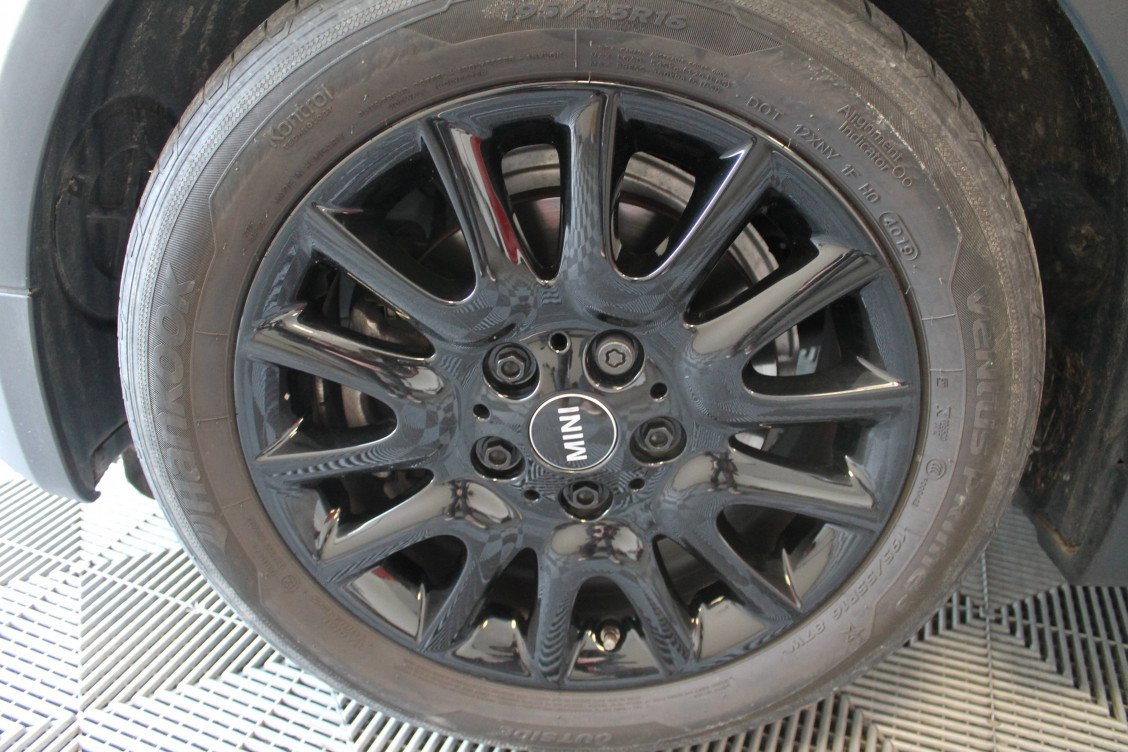 Acheter Mini Mini Hatch 3 Portes Cooper 136 ch Edition Greenwich 3p occasion dans les concessions du Groupe Faurie