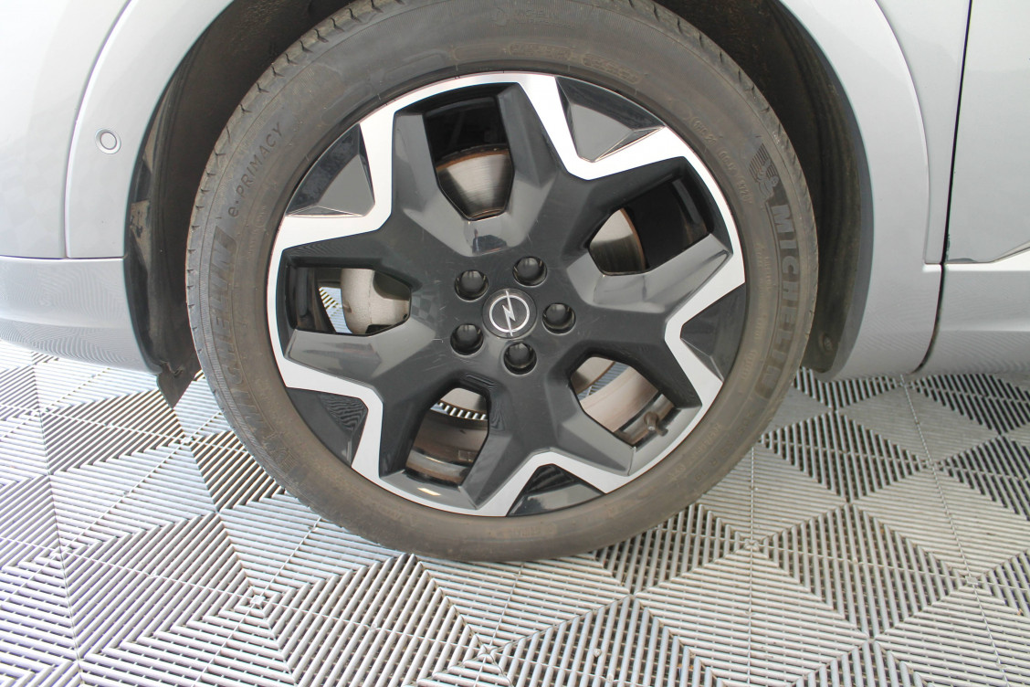 Acheter Opel Grandland Grandland Hybrid 225 ch BVA8 Elegance Business 5p occasion dans les concessions du Groupe Faurie