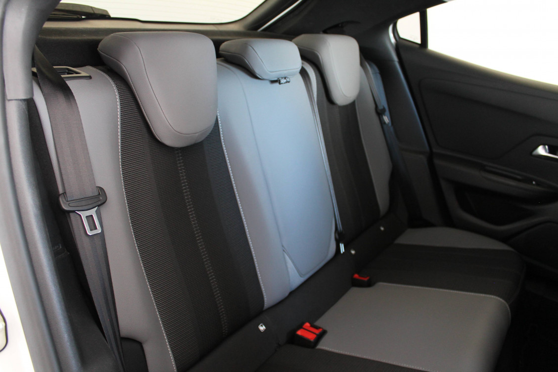 Acheter Opel Mokka Mokka Electrique 136 ch & Batterie 50 kWh Elegance 5p occasion dans les concessions du Groupe Faurie