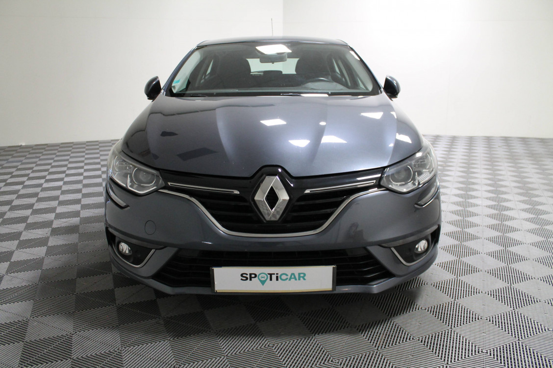 Acheter Renault Megane 4 Mégane IV Berline Blue dCi 115 Business 5p occasion dans les concessions du Groupe Faurie