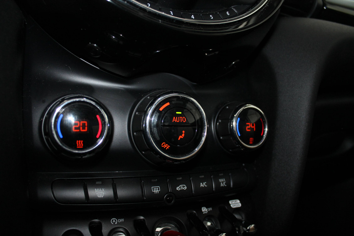 Acheter Mini Mini Hatch 3 Portes Cooper 136 ch Edition Greenwich 3p occasion dans les concessions du Groupe Faurie