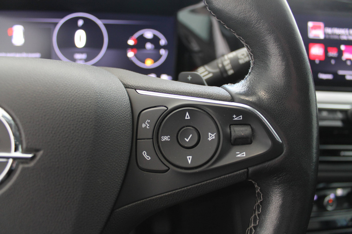 Acheter Opel Grandland Grandland Hybrid 225 ch BVA8 Elegance Business 5p occasion dans les concessions du Groupe Faurie