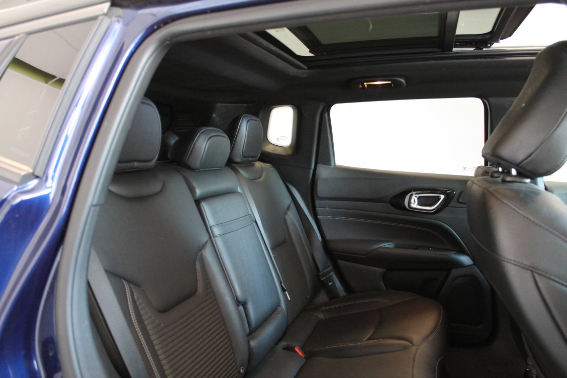 Acheter Jeep Compass Compass 1.6 I MultiJet II 130 ch BVM6 S 5p occasion dans les concessions du Groupe Faurie