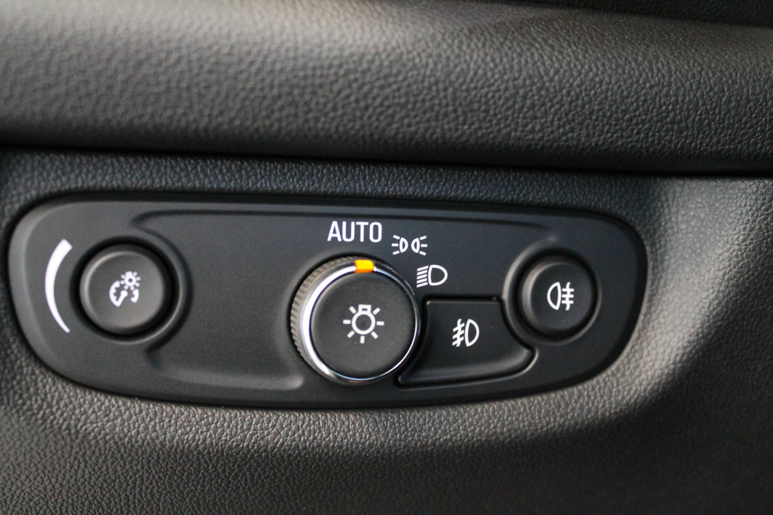 Acheter Opel Insignia Insignia Grand Sport 2.0 D 170 ch BlueInjection Elite 5p occasion dans les concessions du Groupe Faurie