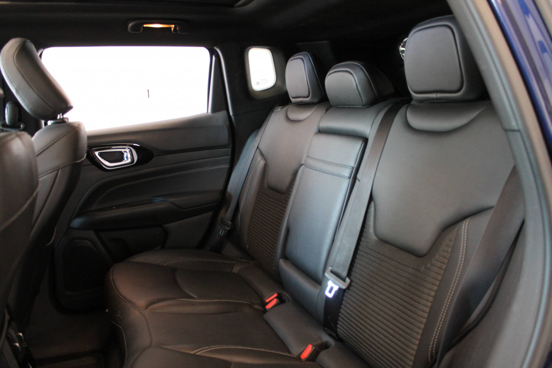 Acheter Jeep Compass Compass 1.6 I MultiJet II 130 ch BVM6 S 5p occasion dans les concessions du Groupe Faurie