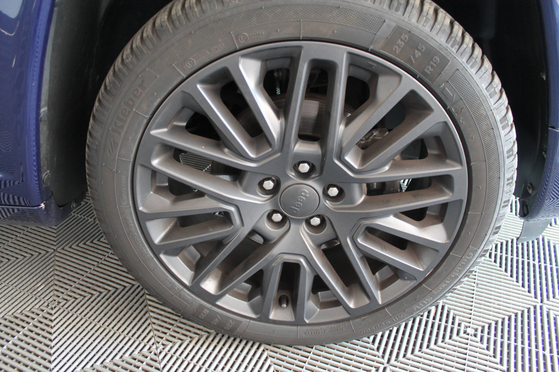 Acheter Jeep Compass Compass 1.6 I MultiJet II 130 ch BVM6 S 5p occasion dans les concessions du Groupe Faurie