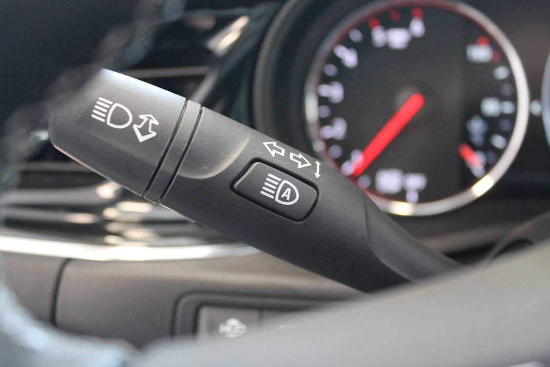 Acheter Opel Insignia Insignia Grand Sport 2.0 D 170 ch BlueInjection Elite 5p occasion dans les concessions du Groupe Faurie