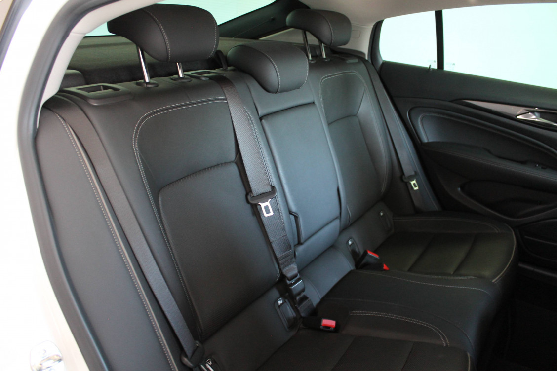 Acheter Opel Insignia Insignia Grand Sport 2.0 D 170 ch BlueInjection Elite 5p occasion dans les concessions du Groupe Faurie