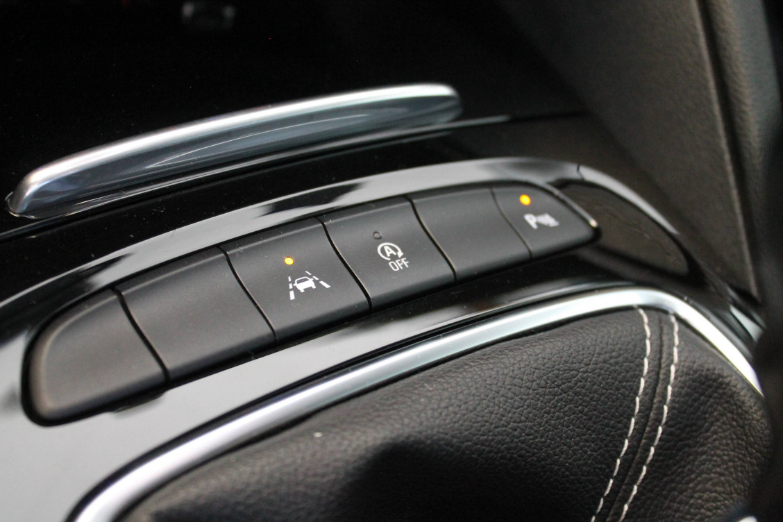 Acheter Opel Insignia Insignia Grand Sport 2.0 D 170 ch BlueInjection Elite 5p occasion dans les concessions du Groupe Faurie