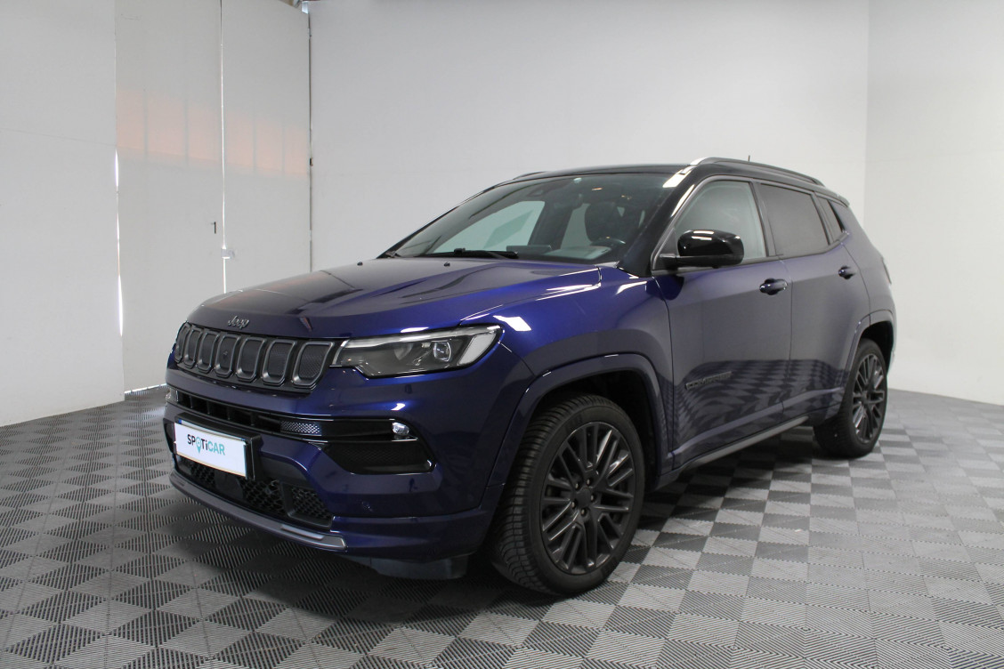 Acheter Jeep Compass Compass 1.6 I MultiJet II 130 ch BVM6 S 5p occasion dans les concessions du Groupe Faurie