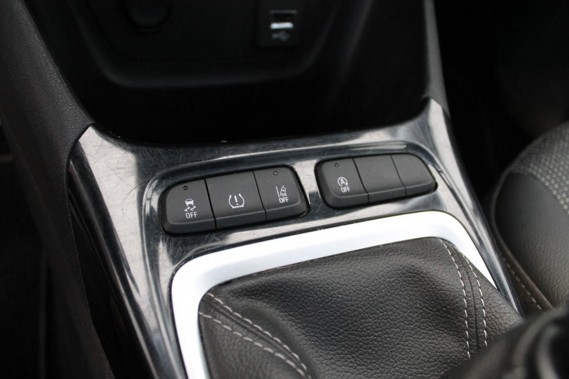 Acheter Opel Crossland Crossland 1.5 D 110 ch BVM6 Elegance 5p occasion dans les concessions du Groupe Faurie