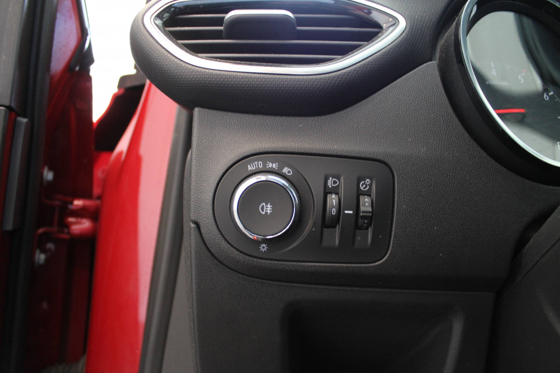 Acheter Opel Crossland Crossland 1.5 D 110 ch BVM6 Elegance 5p occasion dans les concessions du Groupe Faurie