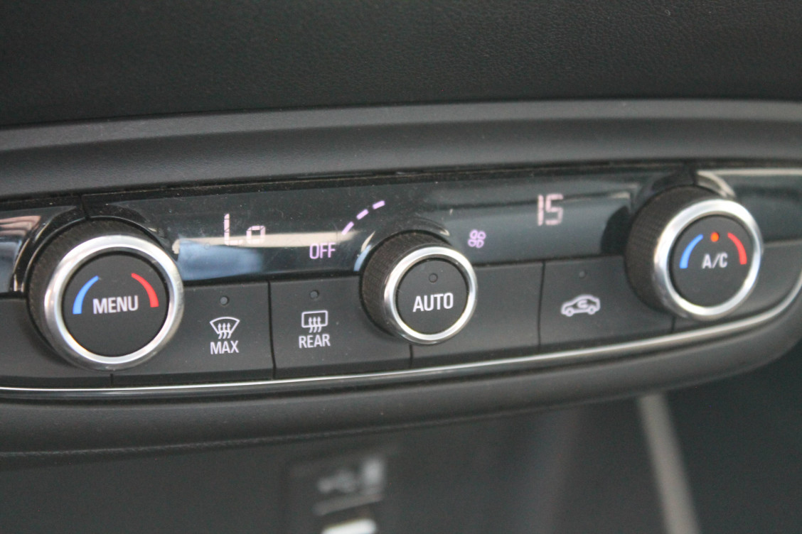 Acheter Opel Crossland Crossland 1.5 D 110 ch BVM6 Elegance 5p occasion dans les concessions du Groupe Faurie