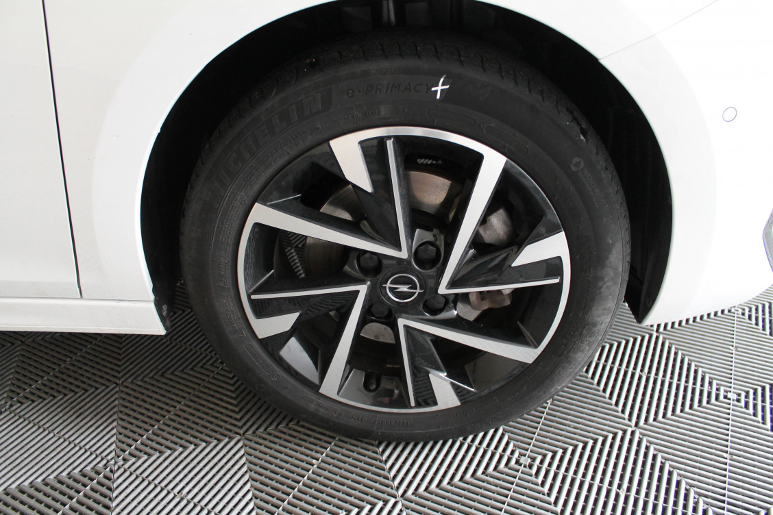 Acheter Opel Corsa Corsa 1.2 Turbo 100 ch GS 5p occasion dans les concessions du Groupe Faurie