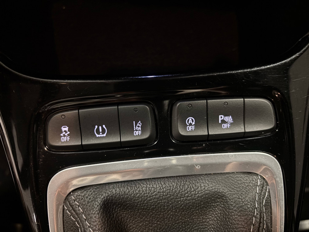 Acheter Opel Crossland X Crossland X 1.2 Turbo 130 ch Ultimate 5p occasion dans les concessions du Groupe Faurie