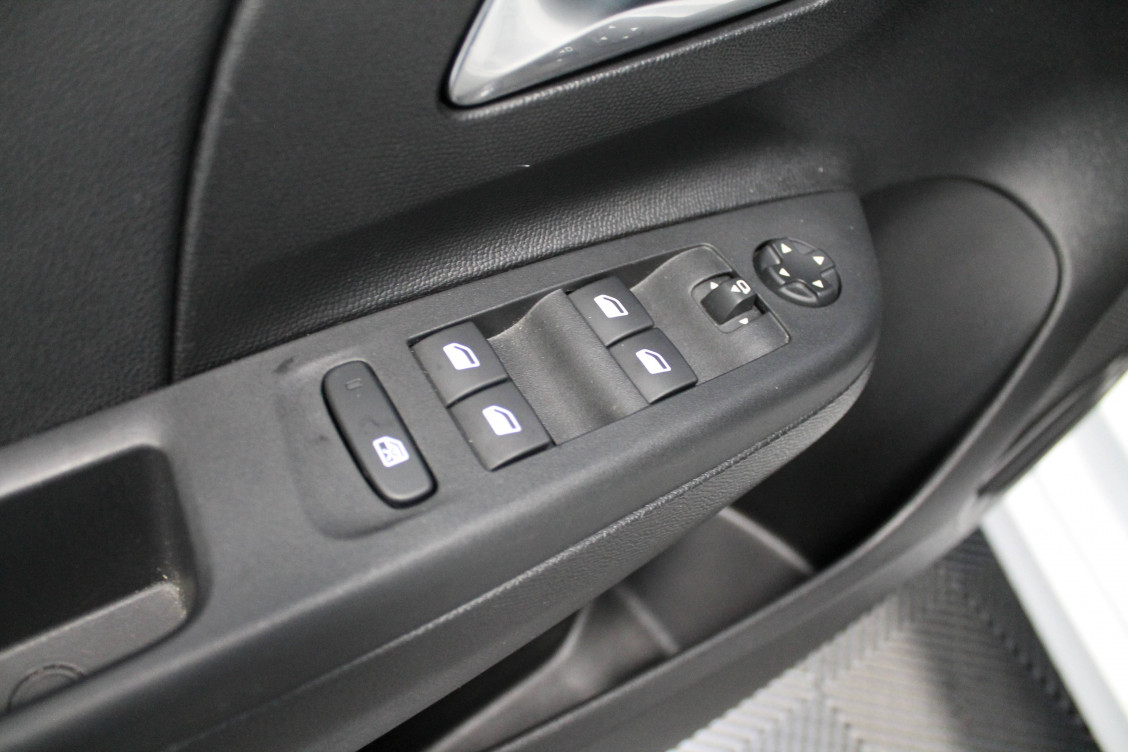 Acheter Opel Corsa Corsa 1.2 Turbo 100 ch GS 5p occasion dans les concessions du Groupe Faurie