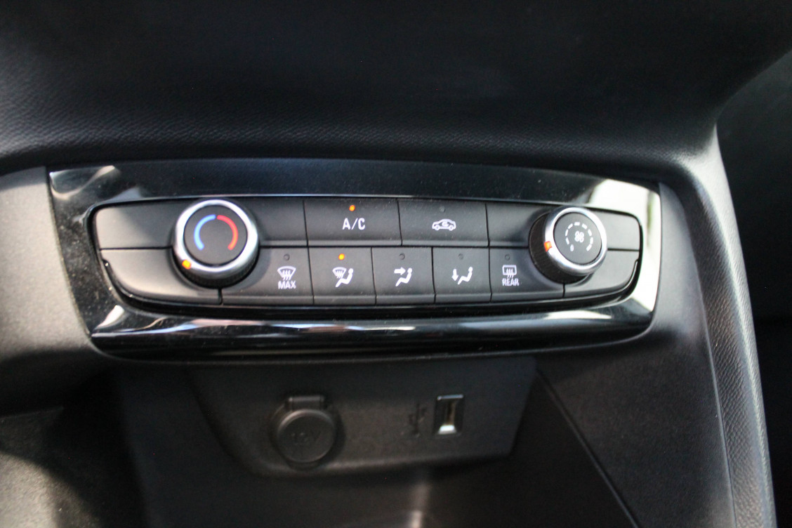 Acheter Opel Corsa Corsa 1.2 75 ch BVM5 Edition 5p occasion dans les concessions du Groupe Faurie