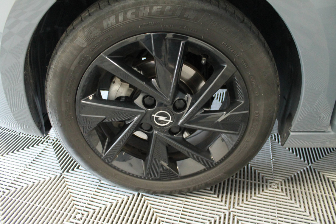 Acheter Opel Corsa Corsa 1.2 75 ch BVM5  5p occasion dans les concessions du Groupe Faurie