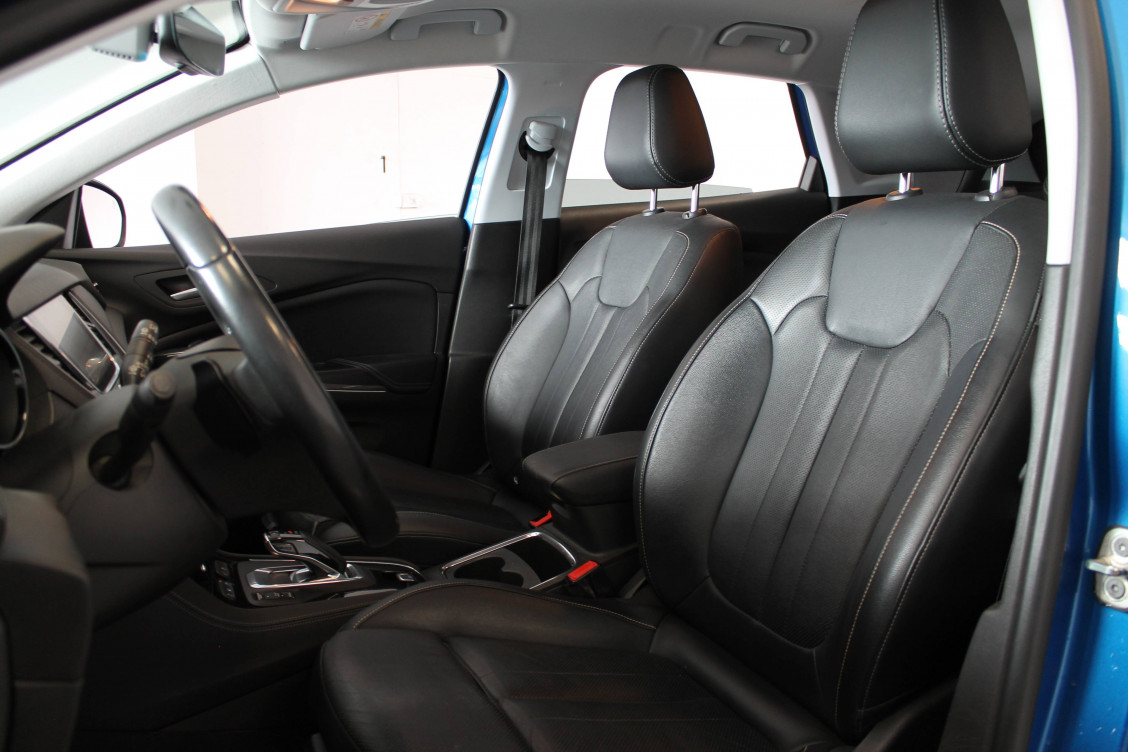 Acheter Opel Grandland X Grandland X Hybrid 225 ch BVA8 Ultimate 5p occasion dans les concessions du Groupe Faurie