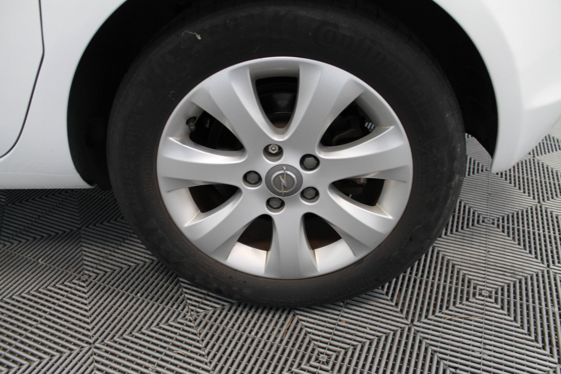 Acheter Opel Meriva Meriva 1.4 - 120 Twinport Connect Pack 5p occasion dans les concessions du Groupe Faurie