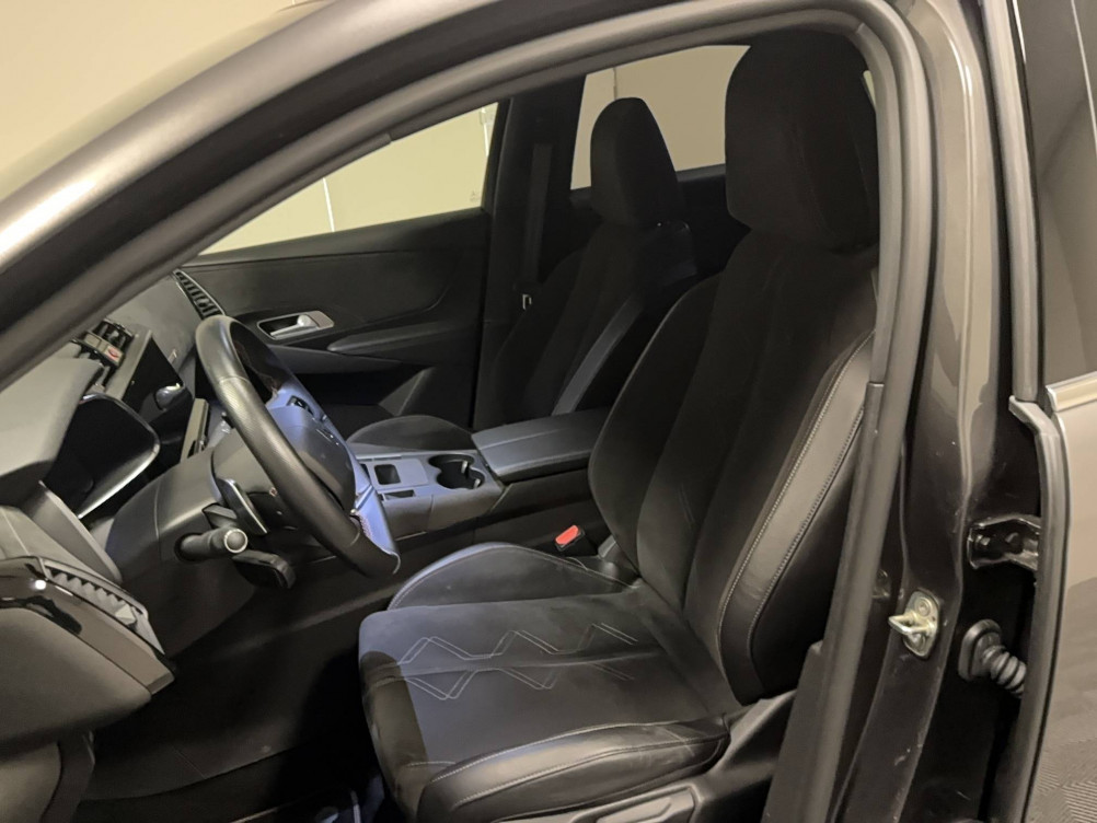 Acheter Ds DS7 DS7 Crossback Hybride E-Tense 225 EAT8 Performance Line 5p occasion dans les concessions du Groupe Faurie