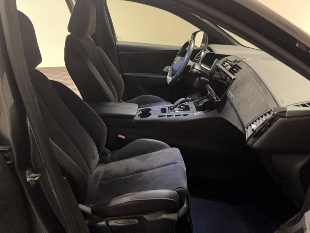 Acheter Ds DS7 DS7 Crossback Hybride E-Tense 225 EAT8 Performance Line 5p occasion dans les concessions du Groupe Faurie