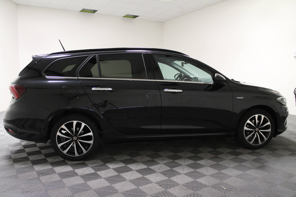 Acheter Fiat Tipo Tipo Station Wagon 1.4 T-Jet 120 ch Start/Stop Lounge 5p occasion dans les concessions du Groupe Faurie